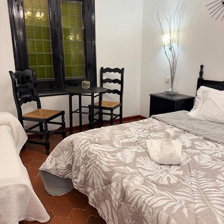 El Valle Hostal Restaurante La Pradera de Navalhorno Bagian luar foto